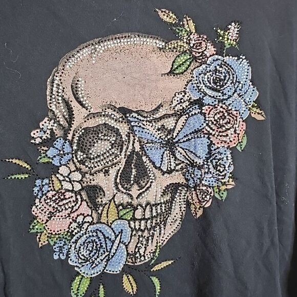 Torrid 3X Heritage Knit Floral Skull Bling Graphic Black Short Sleeve T-Shirt - Picture 2 of 6